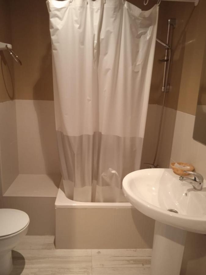 Hotel Pisuerga Proaza Zewnętrze zdjęcie